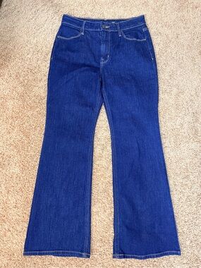 Old Navy Women's Size 4 Short WOW Flare Jeans High Rise Dark Wash Stretch